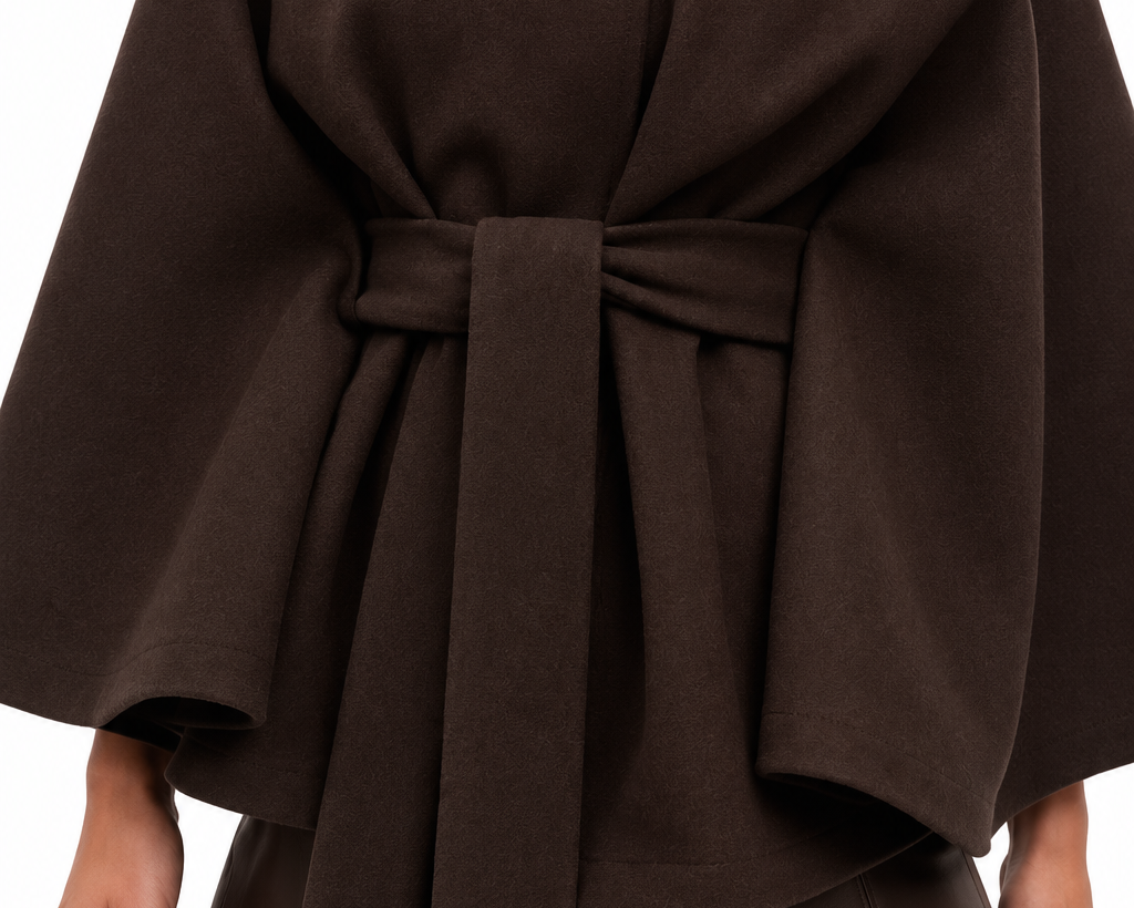 Chocolate_brown_cape_belt_close-up.png